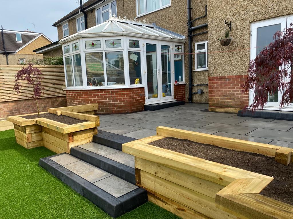 About Us lanscaping redhill